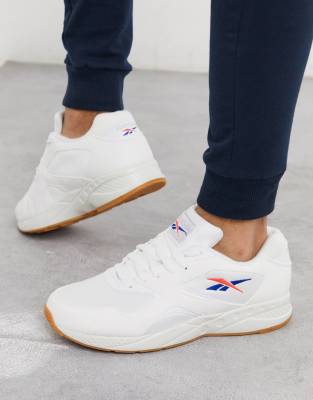 фото Белые кроссовки reebok classics-белый