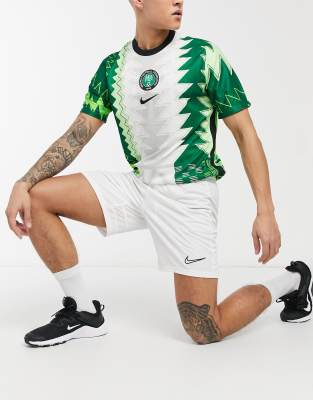 фото Белые шорты nike football dri-fit academy 21-белый