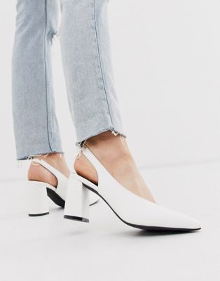 фото Белые туфли на блочном каблуке с ремешком через пятку glamorous-белый