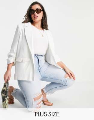 Белый блейзер со сборками на рукавах River Island Plus