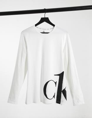 фото Белый лонгслив с круглым вырезом calvin klein ck one