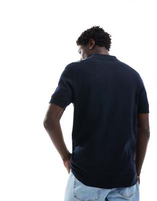 Thumbnail 3 van 4