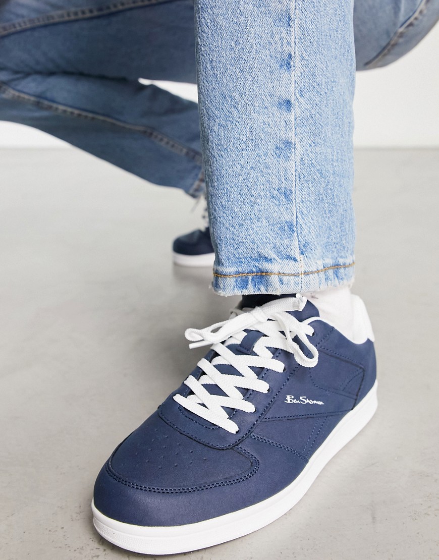 Ben Sherman Wide Fit Minimal Lace Up Sneakers In White With Navy Lining