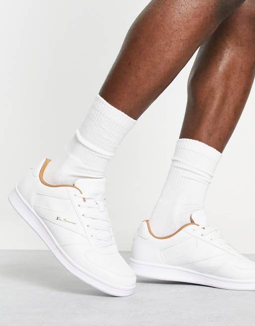 Ben Sherman – Minimalistische Sneaker zum Schnüren in Weiß und Beige, 3 von 4