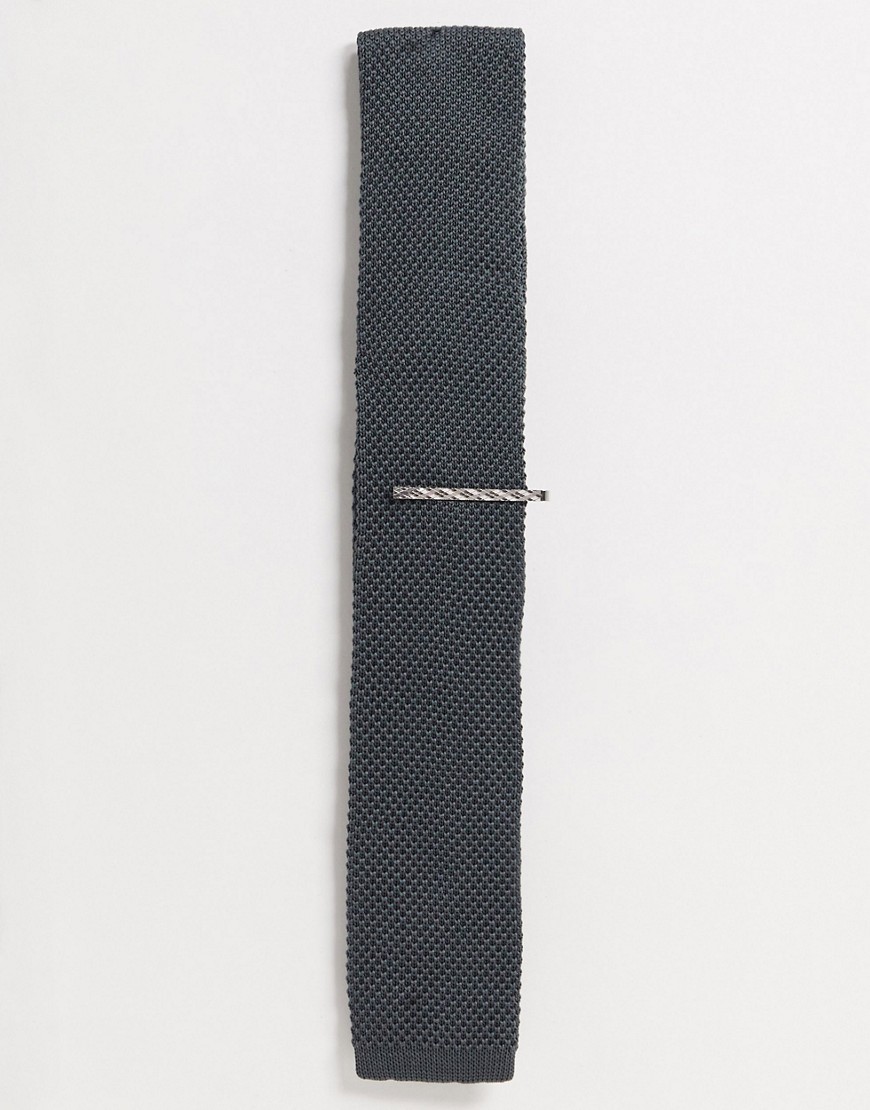 Ben Sherman plain knitted tie and tie bar set-Grey