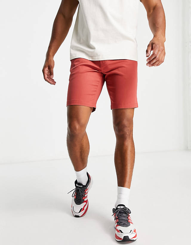 Ben Sherman - slim fit chino shorts in red