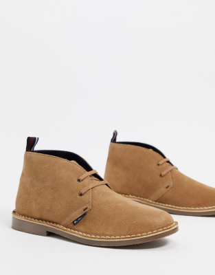 Ben Sherman suede desert boots in stone-Beige