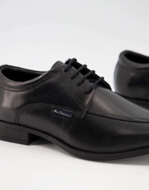 Ben Sherman – Svarta finskor i derby-stil av läder med snörning, 2 av 4