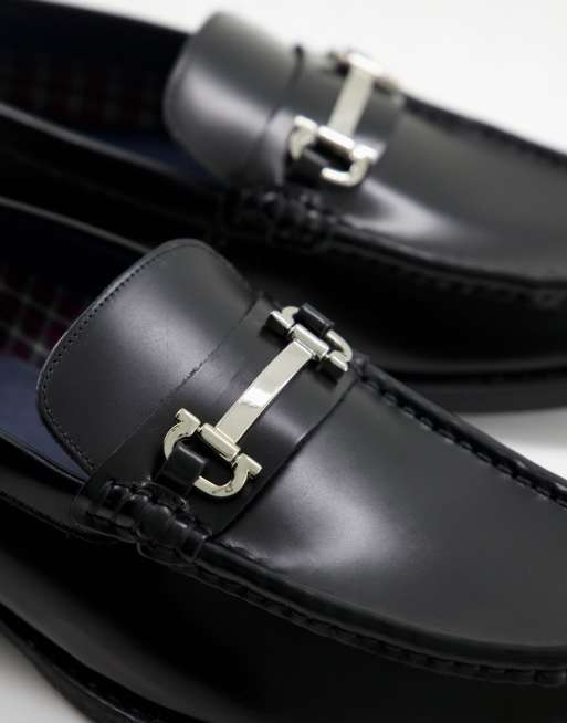 Ben Sherman – Svarta loafers i läder med bred passform och metalldetalj, 3 av 4
