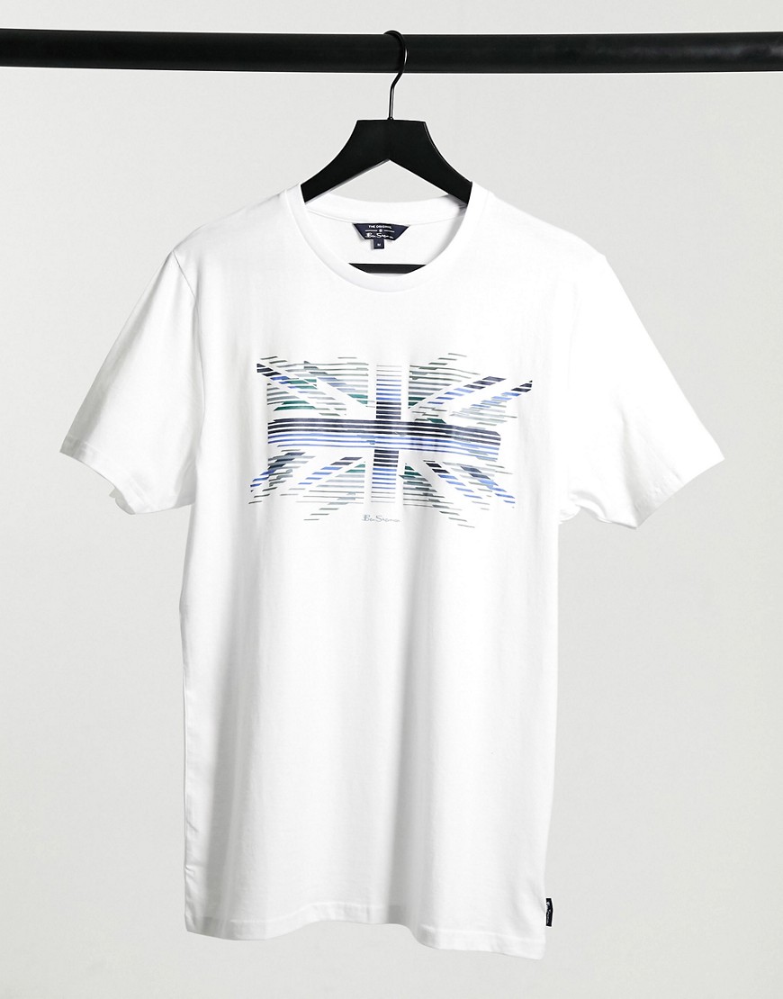 Ben Sherman - T-shirt met gestreepte Union Jack print-Wit