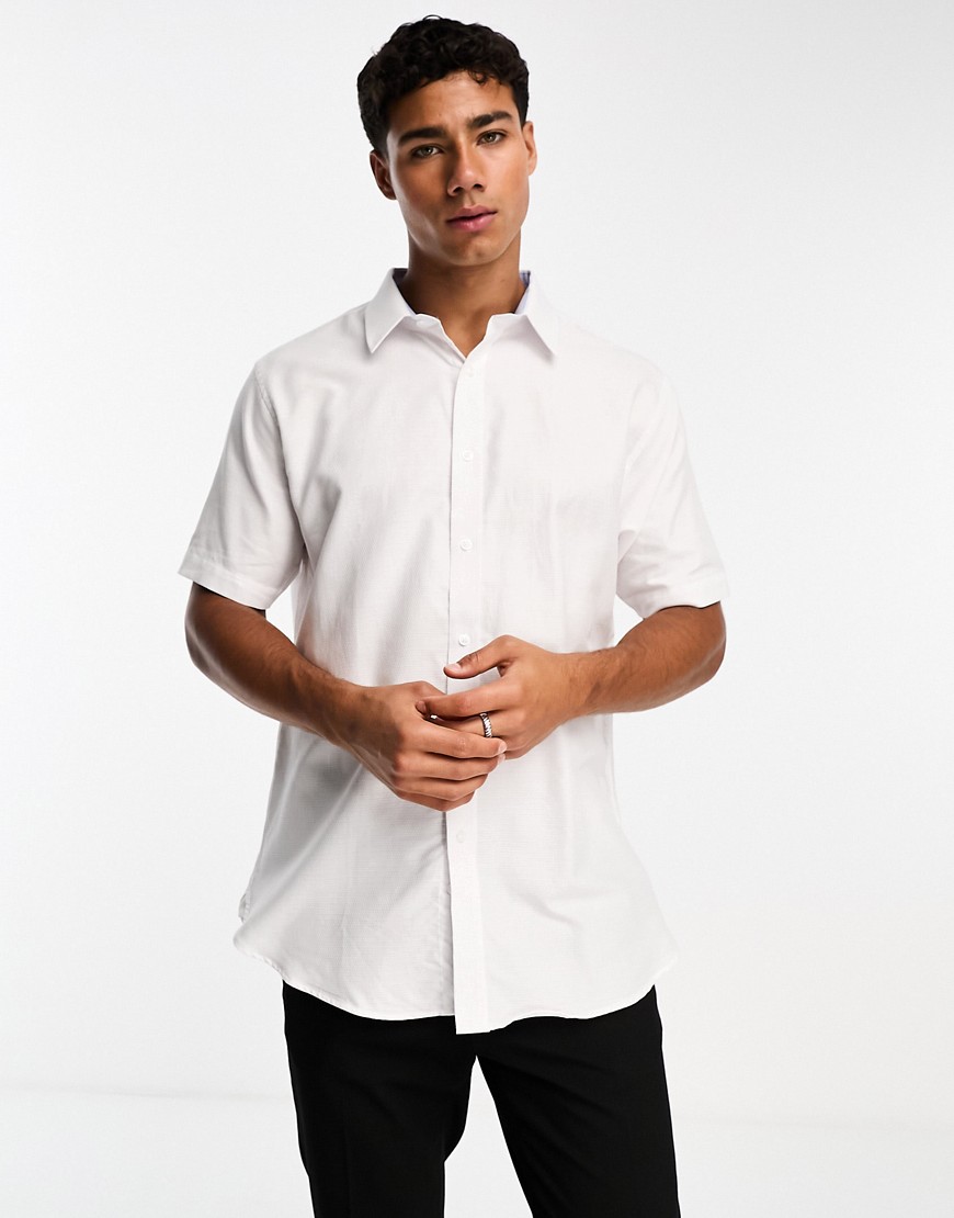 Ben Sherman textured short sleeve shirt in white