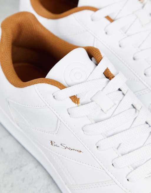 Ben Sherman – Vita och beige minimalistiska sneakers med snörning, 3 av 4