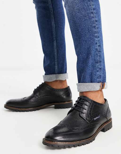 Ben Sherman wide fit leather brogue shoes in black grain ASOS