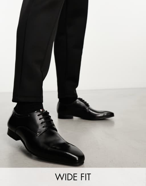 Ben Sherman wide fit leather oxford lace up shoes in black leather | ASOS