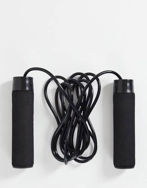 Bench weighted jump rope in black