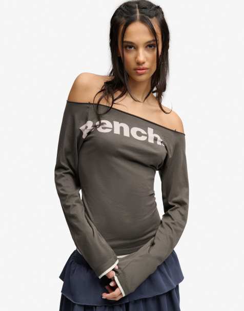 Bench. x Superdry & Co – Figurbetontes, langärmliges, mehrlagiges Oberteil in Black Olive/Moonbeam - view 1