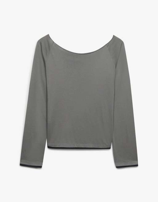 Bench. x Superdry & Co – Figurbetontes, langärmliges, mehrlagiges Oberteil in Moonmist/Anthrazit, 6 von 6