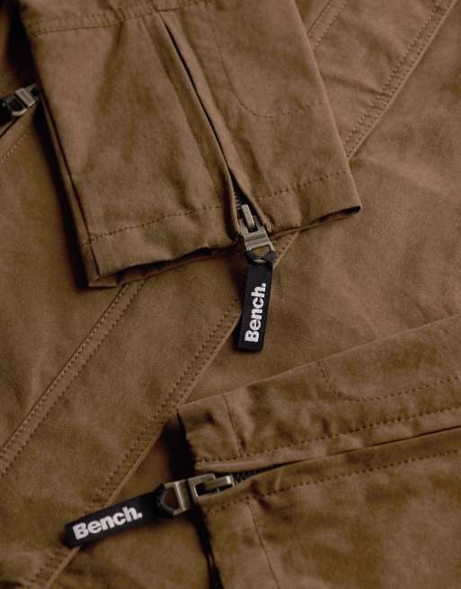 Bench. x Superdry & Co – Hochgeschlossene, samtige Jacke in Chocolate Chip/Moonmist, 2 von 5