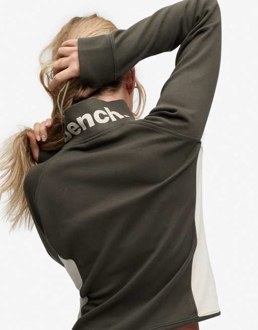 Bench. x Superdry & Co – Hochgeschlossenes Trainingsoberteil in Black Olive/Moonbeam mit Kontrastdetail, 3 von 5
