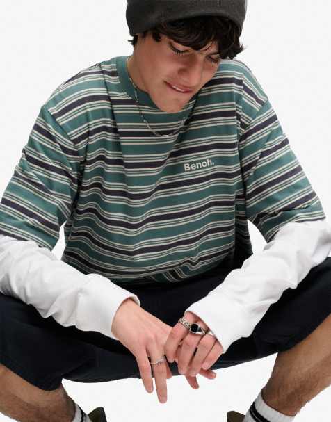 Bench. x Superdry & Co – Kastiges T-Shirt mit Streifen in Blau und Grau - view 1