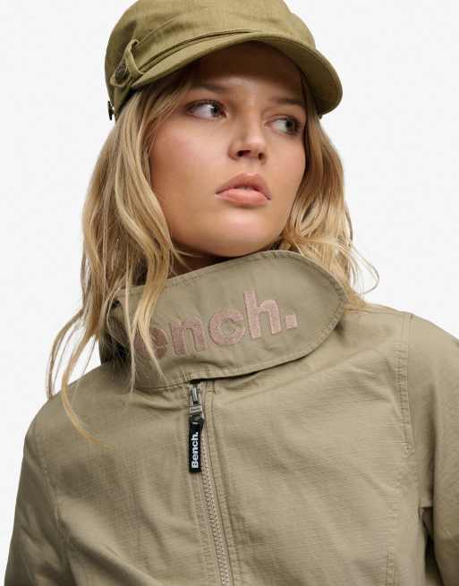 Bench. x Superdry & Co – Ripstop-Jacke in Dune mit Kapuze und Stehkragen, 3 von 5
