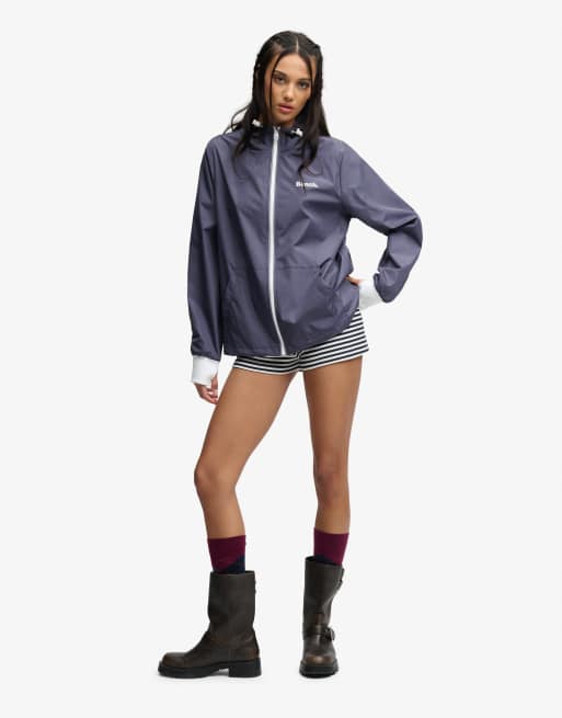 Bench. x Superdry & Co – Shell-Jacke in Marineblau/Weiß mit Kapuze und Reißverschluss, 4 von 5
