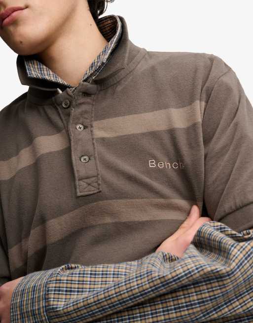 Bench. x Superdry & Co – Superweiches Polohemd in Black Olive/Chocolate Chip mit Logo, 4 von 4