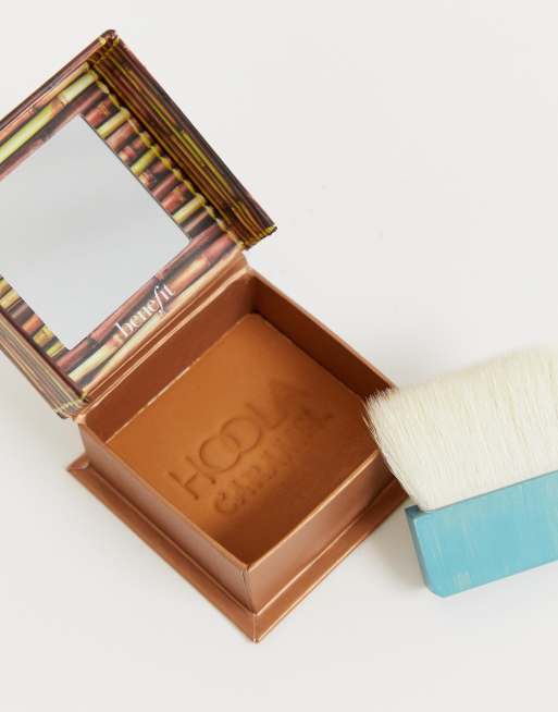 Benefit - Hoola Caramel - Cipria abbronzante, 2 di 4