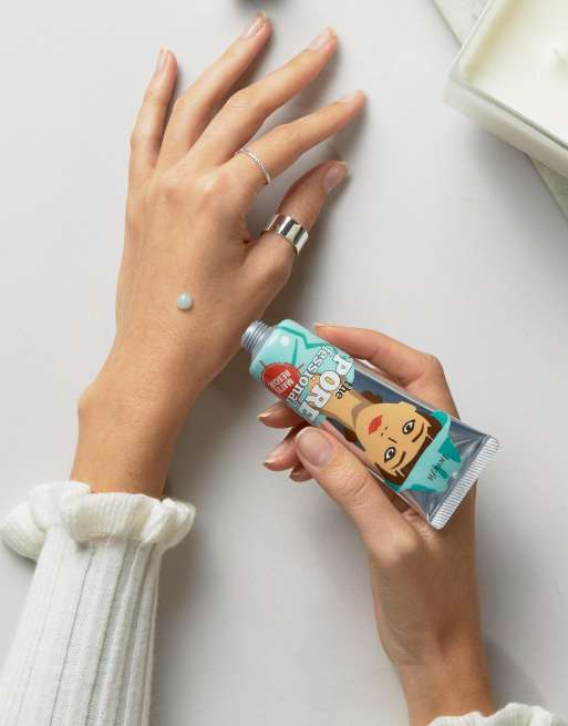 Benefit The Porefessional: Matte Rescue, 2 of 4
