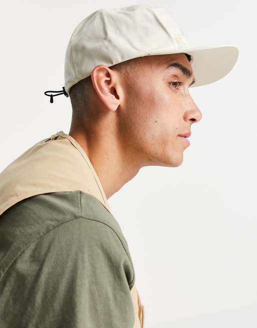 Berghaus Aztec Pet in groen ASOS