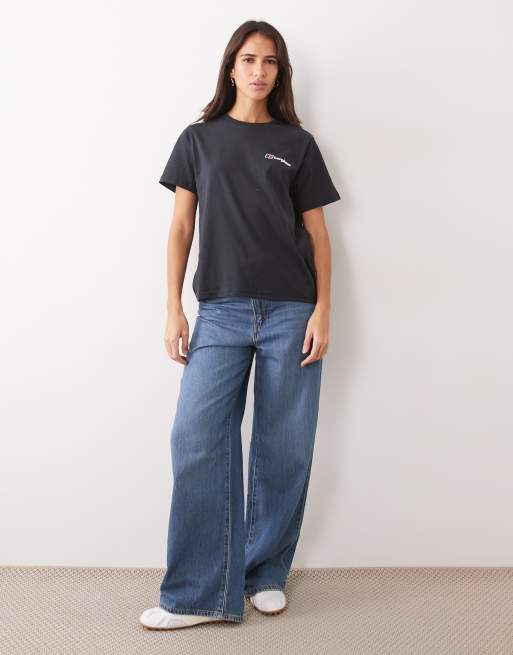Berghaus Classic logo t-shirt in black, 4 of 4