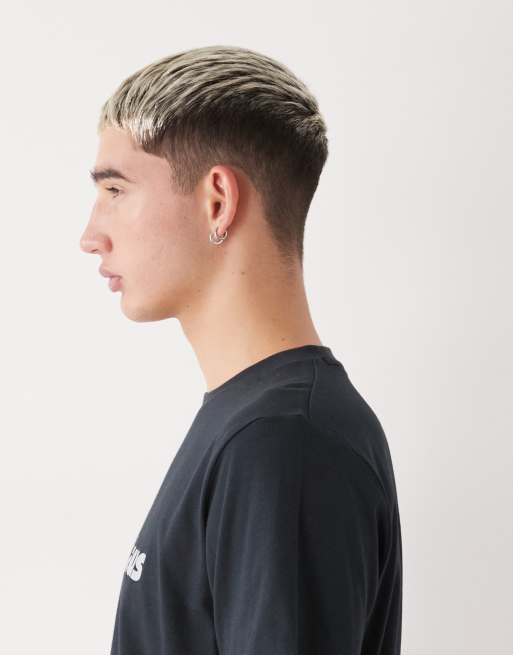 Berghaus – Classic – T-Shirt in Schwarz mit großem Logo, 4 von 5