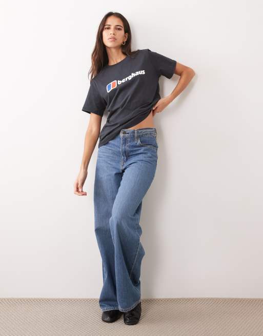 Berghaus Classic xl logo t-shirt in black, 3 of 4