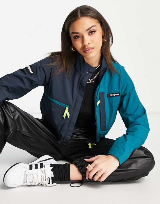 https://images.asos-media.com/products/berghaus-cropped-wind-jacket-in-green-black/24176127-3?$n_550w$&wid=550&fit=constrain