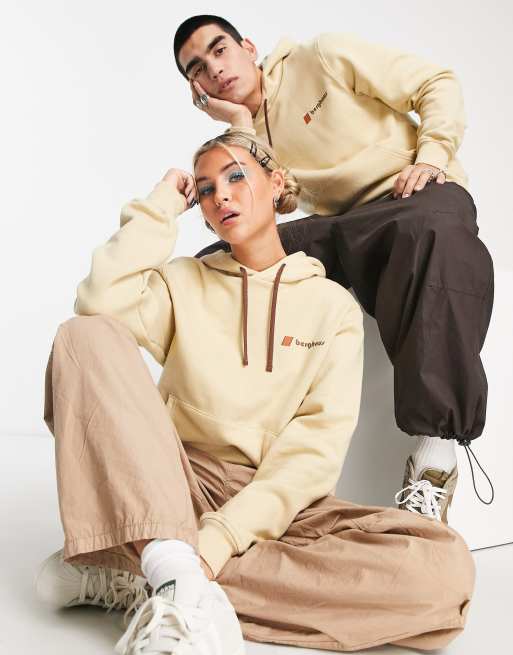 Berghaus – Dean Street – Ljusbeige huvtröja i fleece och unisex-modell med liten klassisk logga