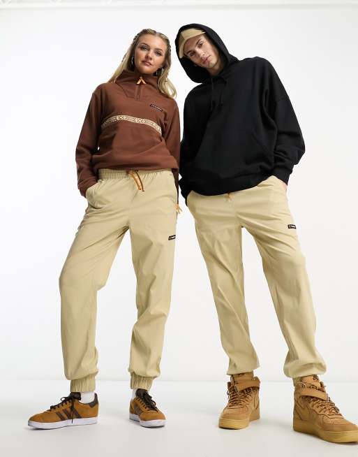 Berghaus Dean Street unisex Windpant '90 retro woven trackies in stone