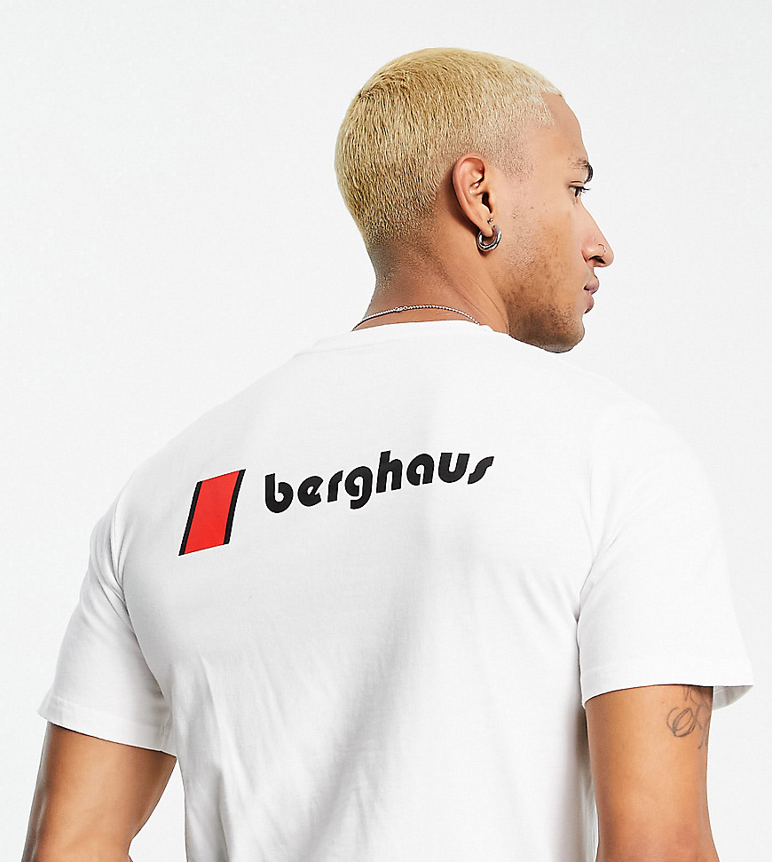Berghaus - Heritage - Hvid T-shirt med logo foran og bagpå - Kun hos ASOS