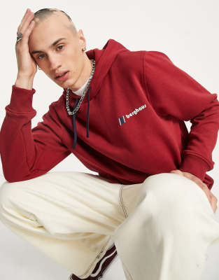 Berghaus Berghaus Heritage small logo hoodie in burgundy-Red
