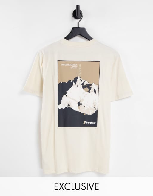 Berghaus – Kanchenjunga – T-Shirt in Beige, exklusiv bei ASOS