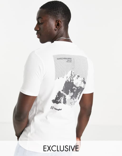 Berghaus – Kanchenjunga – T-Shirt in Weiß, exklusiv bei ASOS