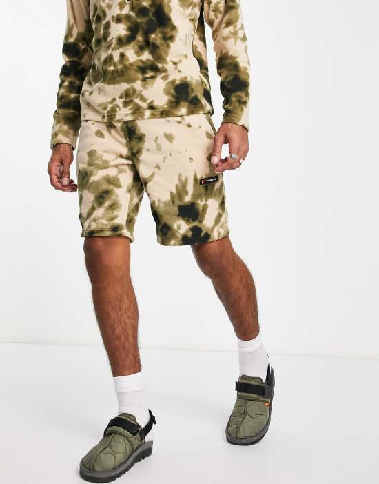 https://images.asos-media.com/products/berghaus-polarplus-shorts-in-green-tie-dye/201517228-3?$n_550w$&wid=550&fit=constrain