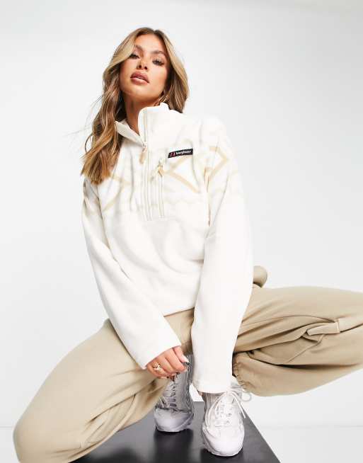 https://images.asos-media.com/products/berghaus-prism-printed-trango-patterned-fleece-in-light-beige-exclusive-to-asos/24187152-4?$n_640w$&wid=513&fit=constrain