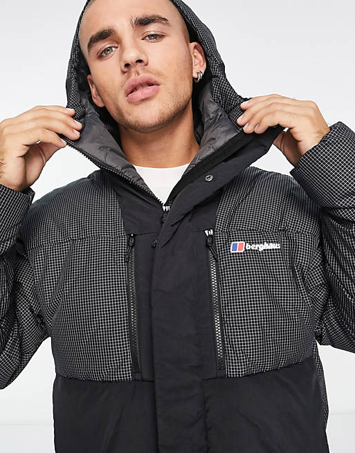 Berghaus Sabber water resistant hooded down puffer jacket in black