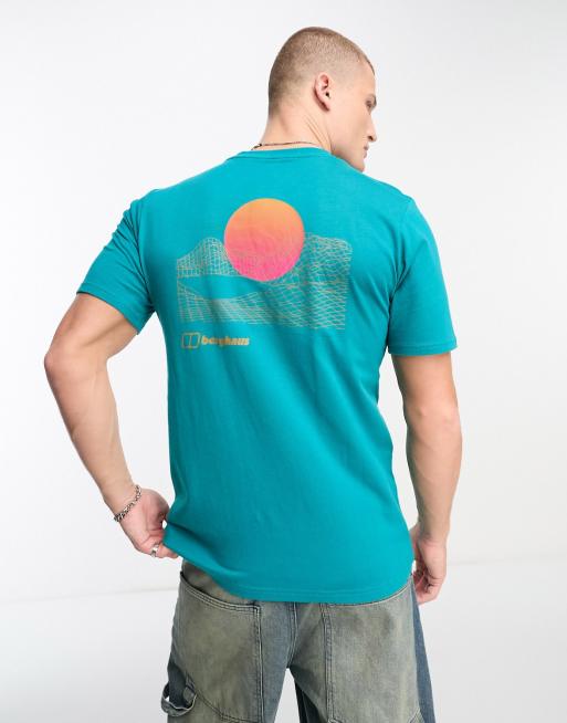 Berghaus – Snowdon – Turkusowy T-shirt z nadrukiem z motywem słońca na plecach