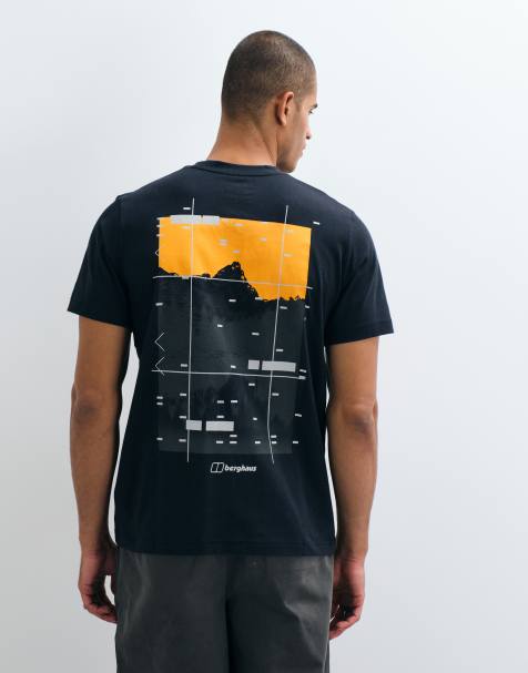 Berghaus Staticscape essential graphic t-shirt in jet black - view 1