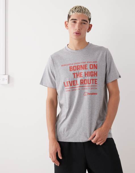 Berghaus – T-Shirt in Grau mit „High Level Route"-Print - view 1