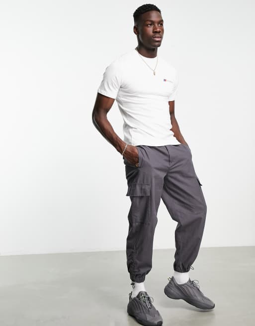 Berghaus - T-shirt met logo op de voor- en achterkant in wit, 2 van 4