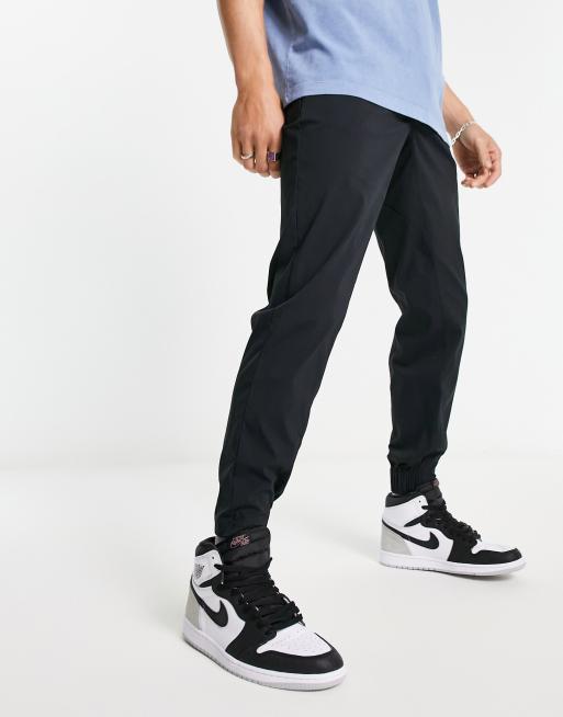 Thin jogger discount