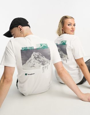 Berghaus unisex Cho Zine t-shirt with print in white