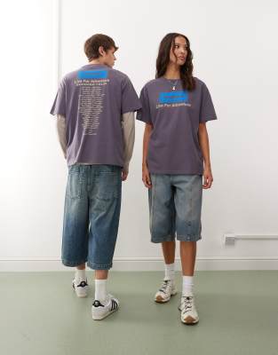 Berghaus - Unisex-T-Shirt in Reinweiß mit „Purple Planet"-Print-Lila